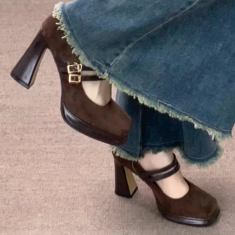 Home Office Makeover - Sepatu Mary Jane Wanita Model Vintage