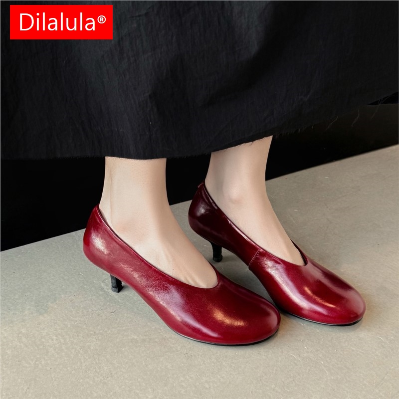 Dilalula 2026 Sepatu Tunggal W - Home Office Makeover ulasan dan harga