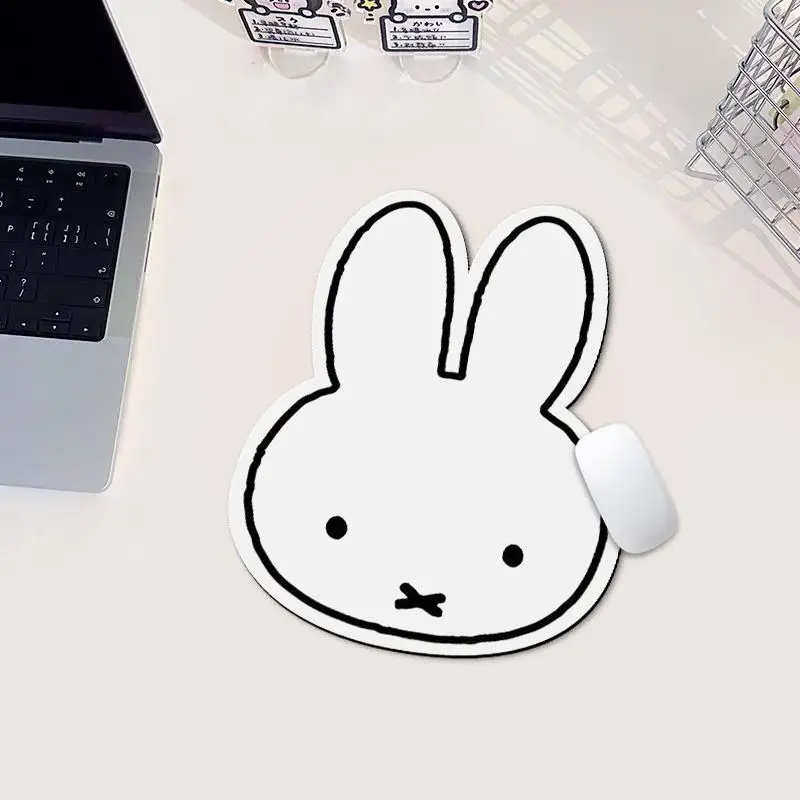 Alas Mouse Bentuk Kelinci Miff - Home Office Hidden Desk ulasan dan harga