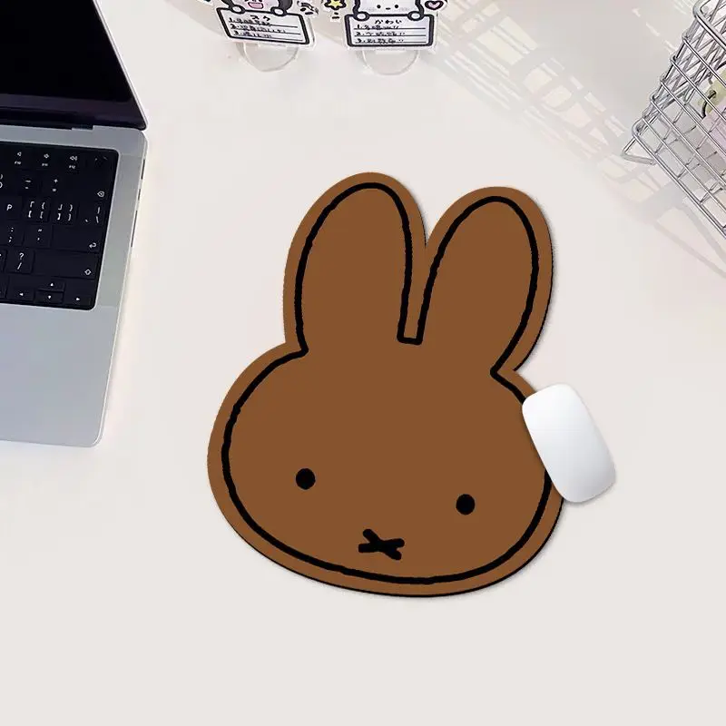 Alas Mouse Bentuk Kelinci Miff - Home Office Hidden Desk ulasan dan harga